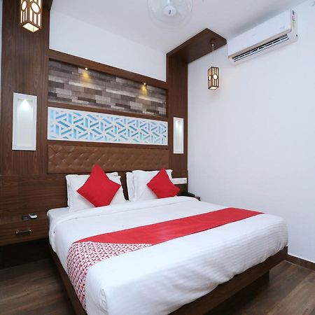 Hotel Qube Kochi Luaran gambar