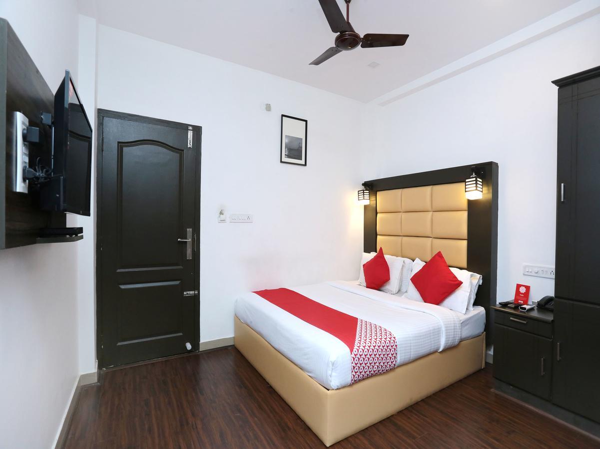 Hotel Qube Kochi Luaran gambar
